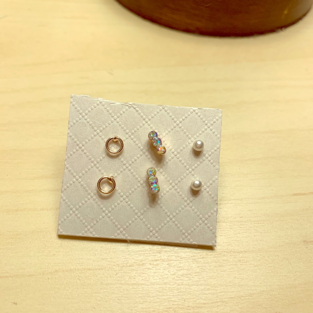 Set Of 3 Delicate Earrings 8$